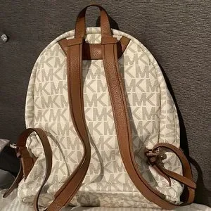 MICHAEL Michael Kors | Bags | Michael Kors Vanilla Stud  display picture 3